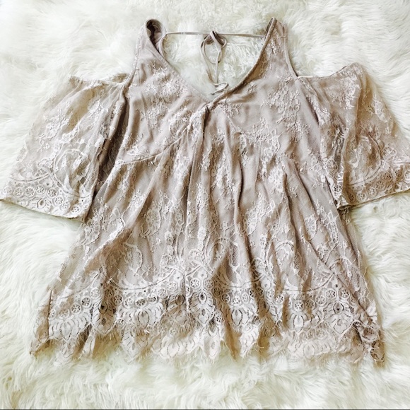 Maurices Tops - NWT Maurice's Beige Lace Cold Shoulder Blouse!